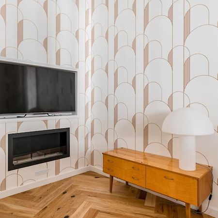 Beige Hospitalite - Apotheose Luxueux- 3 Chambres - Parking Prive แซงต์-เอเตียน ภายนอก รูปภาพ