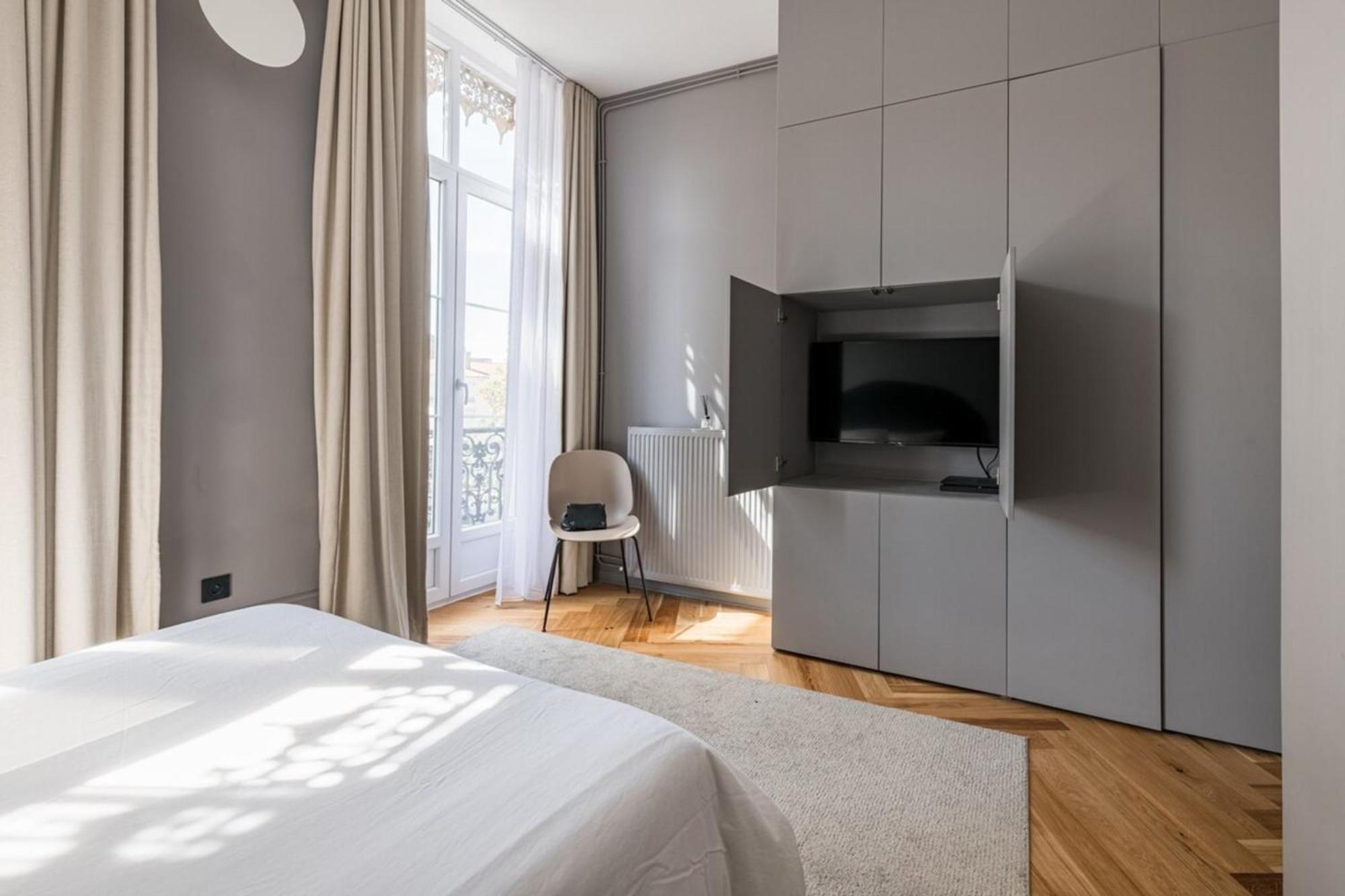 Beige Hospitalite - Apotheose Luxueux- 3 Chambres - Parking Prive แซงต์-เอเตียน ภายนอก รูปภาพ